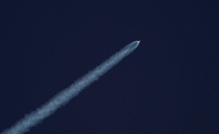 edge 600135203 launches digital momentum